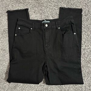 Avec Les Filles Black Jeans Straight Leg Jeans Raw Hem NWOT
